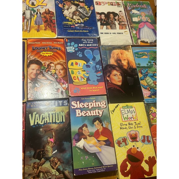Vintage Lot Of 17 VHS Tapes Warner Brothers Collectible Movie Bundle Tv Show - Picture 6 of 7
